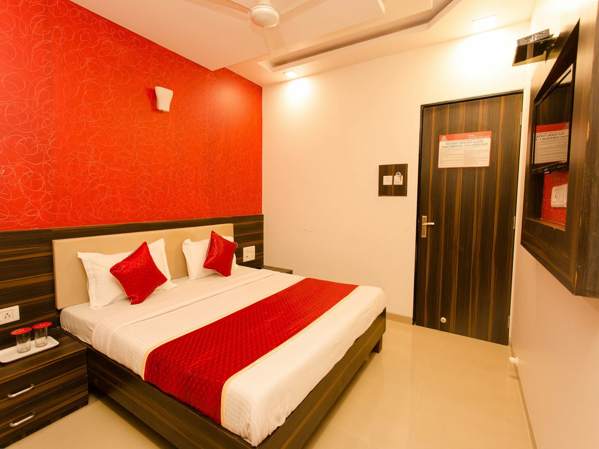 Hotel Adore Palace Mumbai  Buitenkant foto