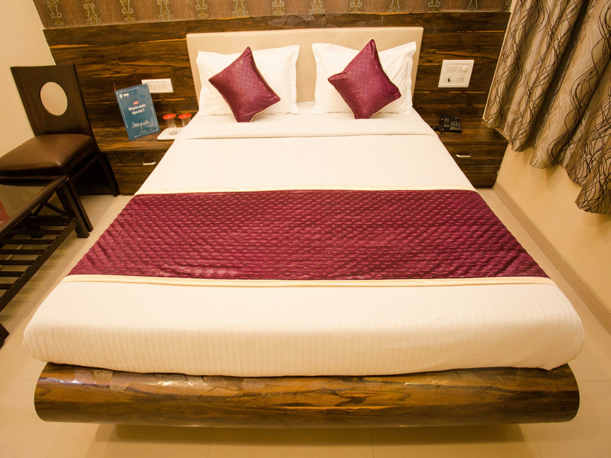 Hotel Adore Palace Mumbai  Buitenkant foto